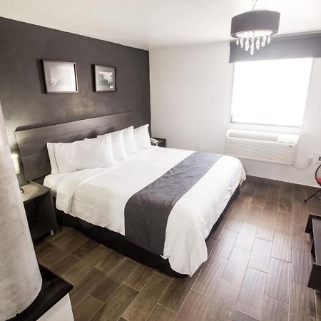 Vn Hotel Монтеррей Экстерьер фото
