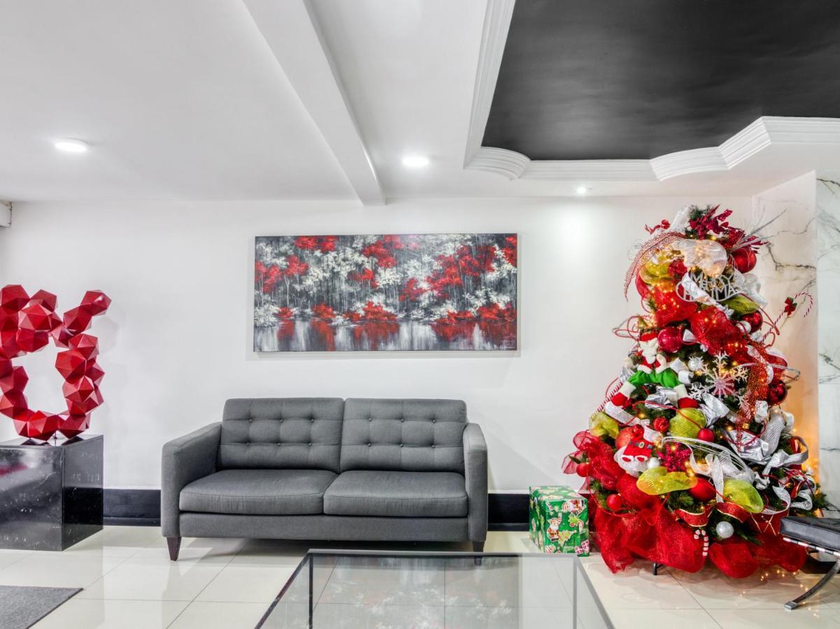 Vn Hotel Монтеррей Экстерьер фото